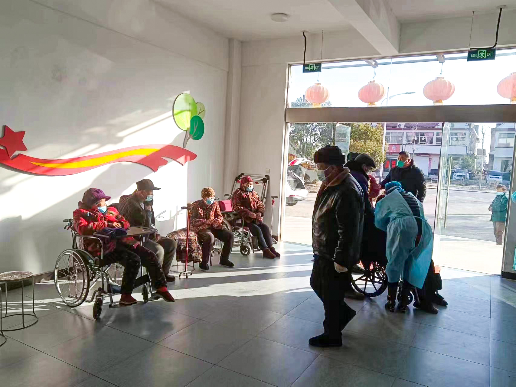 20221219 云台农场社区推进老年人接种新冠疫苗服务工作 (2).JPG