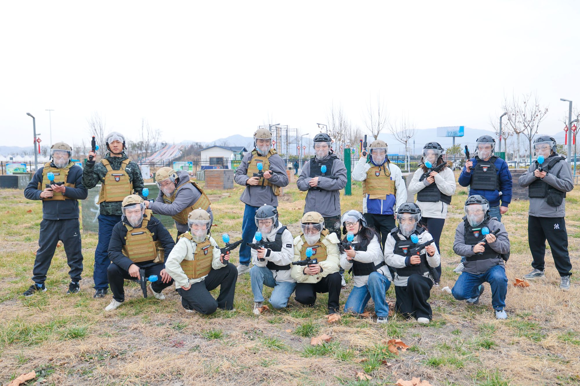 1766365192526932.jpg 20251220 连云港报业印务公司来云水湾景区开展团建活动.JPG