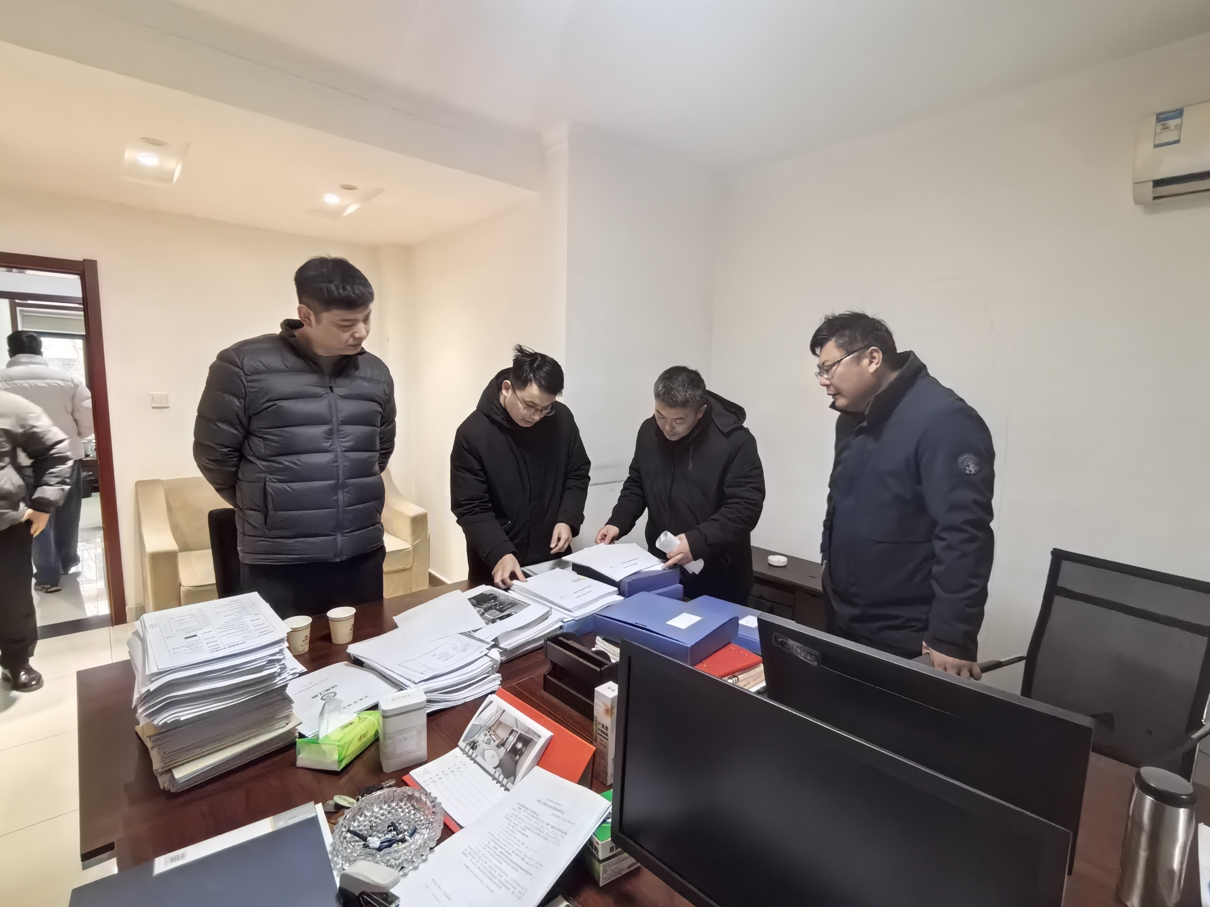 20260106 多部门联合督导检查 筑牢物业服务安全防线 (1).jpg