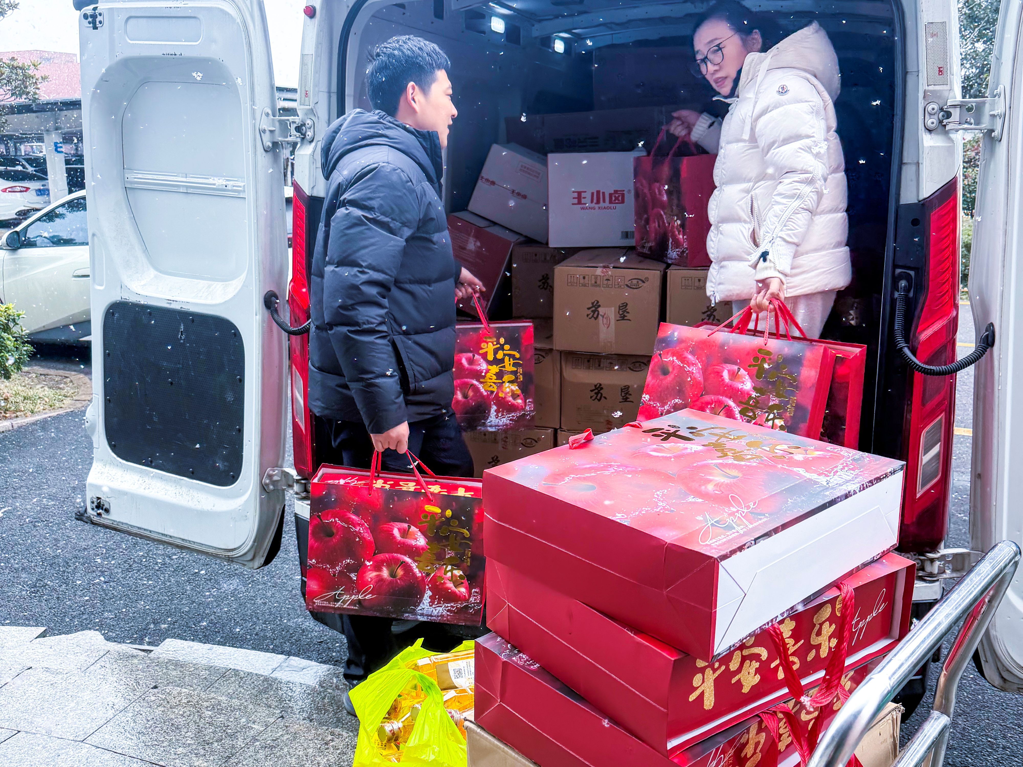 20260202 年货团购热潮起 云水湾直营店成单位采购优选地 (1).jpg