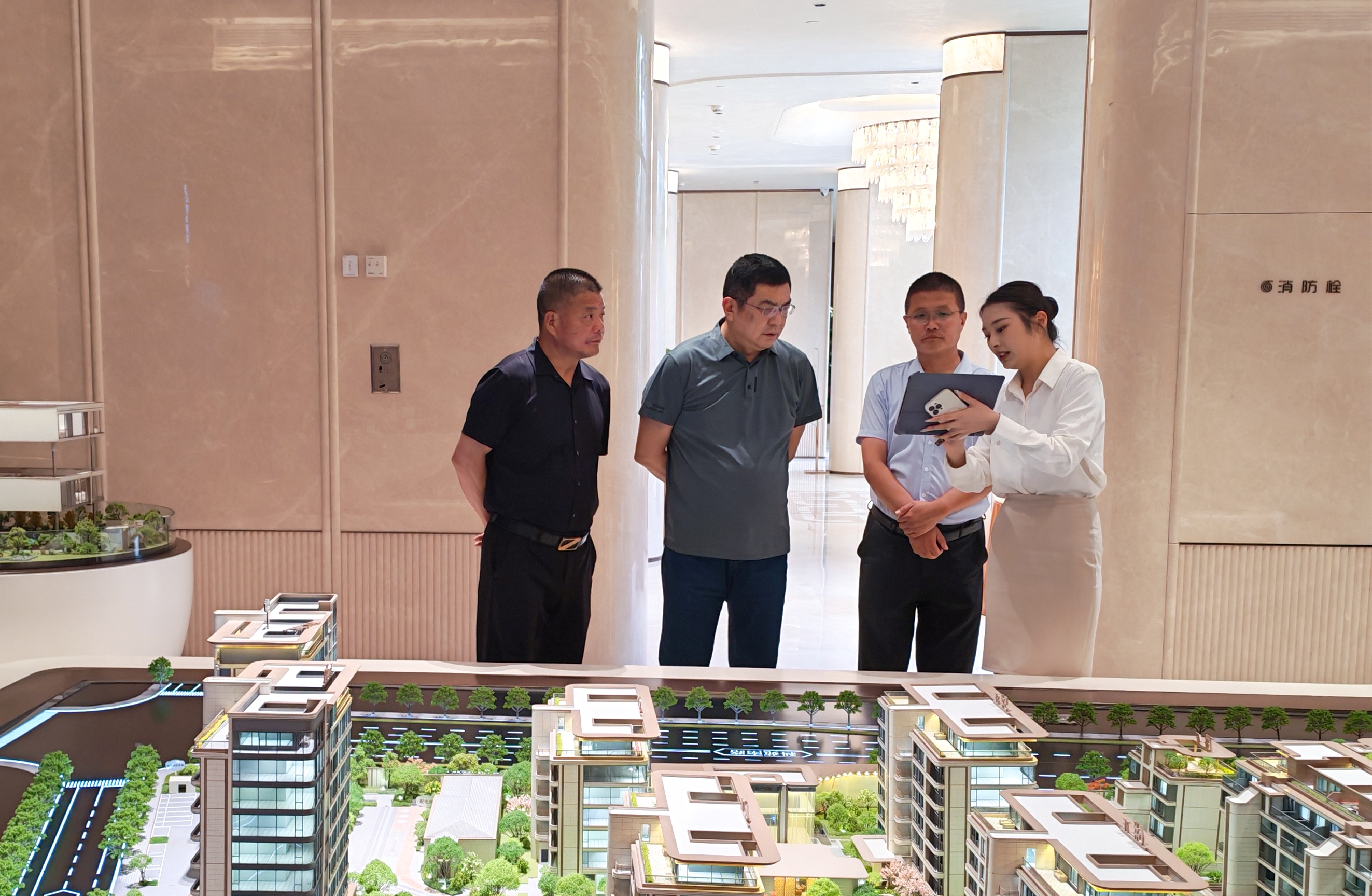 20260717 云台农场领导带队赴连云港天弈楼盘调研学习.jpg